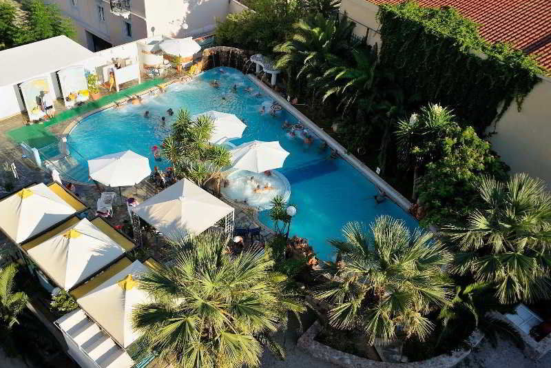 Kentrikon Hotel & Spa Loutra Edipsou  Exterior photo